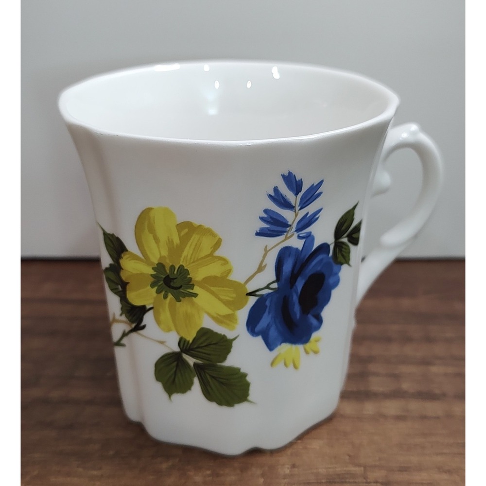 Royal Grafton Coffee Cup Mug Blue Yellow Flowers Made In England S8